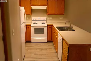 460 Autumn Ave, Eugene, OR 97404 - Photo 6