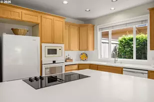 15748 NW Claremont Dr, Portland, OR 97229 - Photo 8