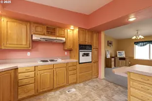 1156 SW Westvale St, McMinnville, OR 97128 - Photo 8