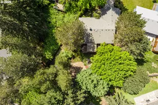 17511 NW Santiam Dr, Portland, OR 97229 - Photo 36