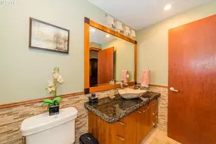 11840 SE Timber Valley Dr, Happy Valley, OR 97086 - Photo 8