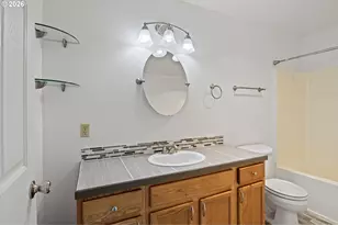 702 Benjamin Ave, Cottage Grove, OR 97424 - Photo 12