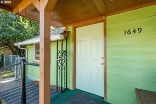 1649 Elm St, Sweet Home, OR 97386 - Photo 4