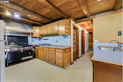 3805 Briar Knob Loop, Scotts Mills, OR 97375 - Photo 10