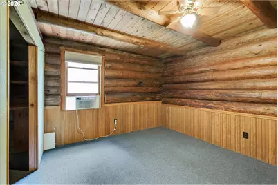 3805 Briar Knob Loop, Scotts Mills, OR 97375 - Photo 12