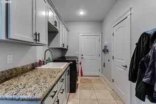 75990 Reservoir Rd, Cottage Grove, OR 97424 - Photo 30