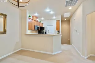 6840 Summerlinn Way, West Linn, OR 97068 - Photo 10