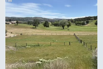27637 La Costa Rd, John Day, OR 97845 - Photo 32