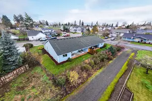 402 E Washington St, Carlton, OR 97111 - Photo 36