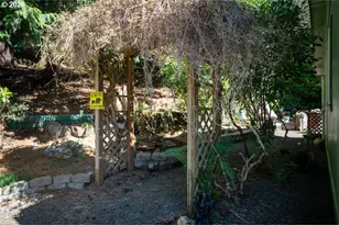 80 NE Keene Ave, Depoe Bay, OR 97341 - Photo 42