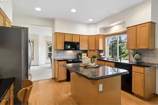25560 NW Linnea Dr, Hillsboro, OR 97124 - Photo 12