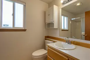 14703 NW 7th Pl, Vancouver, WA 98685 - Photo 18