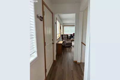 2701 NW Parker Ave, Waldport, OR 97394 - Photo 12