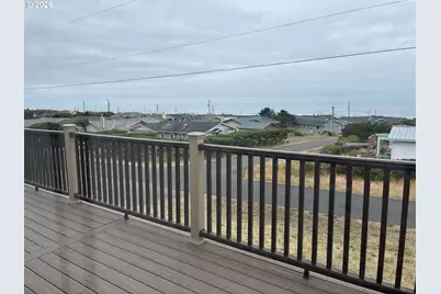 2701 NW Parker Ave, Waldport, OR 97394 - Photo 40