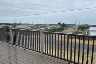 2701 NW Parker Ave, Waldport, OR 97394 - Photo 40