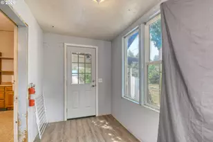 415 Van Buren St, Athena, OR 97813 - Photo 28
