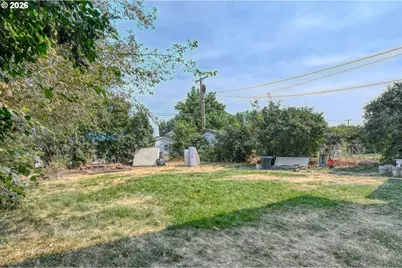 415 Van Buren St, Athena, OR 97813 - Photo 34