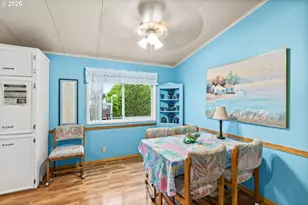 364 Scotts Glen Dr, Springfield, OR 97477 - Photo 12