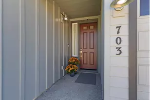 703 N 34th Terrace, Hillsboro, OR 97124 - Photo 4
