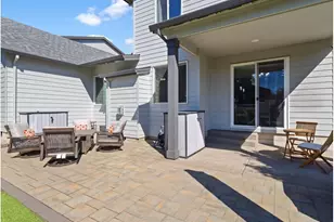 703 N 34th Terrace, Hillsboro, OR 97124 - Photo 30