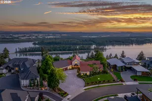 554 NW Dawson Ridge Dr, Camas, WA 98607 - Photo 2
