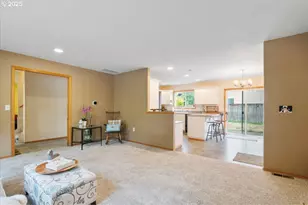 1318 NE Grandhaven St, McMinnville, OR 97128 - Photo 6