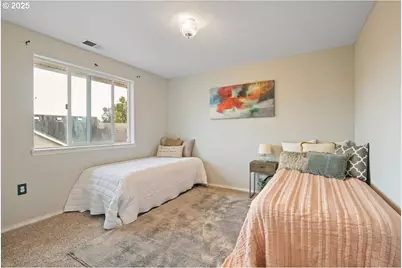 1318 NE Grandhaven St, McMinnville, OR 97128 - Photo 22