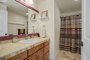 1685 Hillcrest Ct NW, Salem, OR 97304 - Photo 32