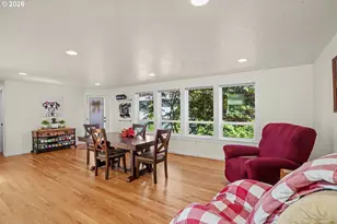 1685 Hillcrest Ct NW, Salem, OR 97304 - Photo 14