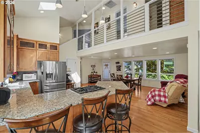 1685 Hillcrest Ct NW, Salem, OR 97304 - Photo 10