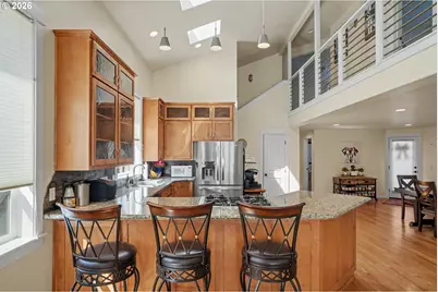 1685 Hillcrest Ct NW, Salem, OR 97304 - Photo 12
