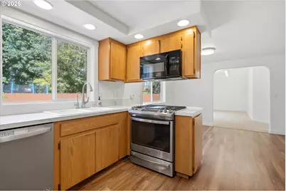 10700 SE 16th St, Vancouver, WA 98664 - Photo 14