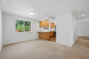10700 SE 16th St, Vancouver, WA 98664 - Photo 8