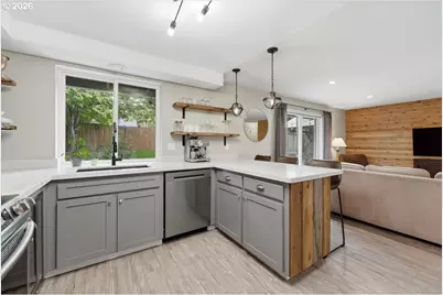 12621 SW Sorrel Dock Ct, Portland, OR 97223 - Photo 12