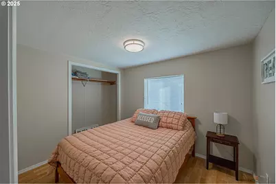 150 N 11th St, Lakeside, OR 97449 - Photo 22