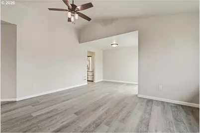 107 SW 14th Cir, Battle Ground, WA 98604 - Photo 8