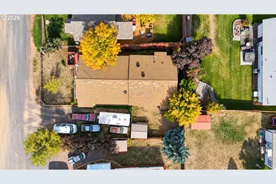820 SW 14th St, Pendleton, OR 97801 - Photo 4
