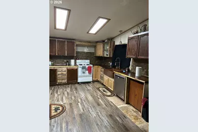 1800 Cedar St, Elgin, OR 97827 - Photo 2