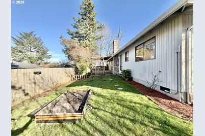 2715 SW 31st St, Gresham, OR 97080 - Photo 28