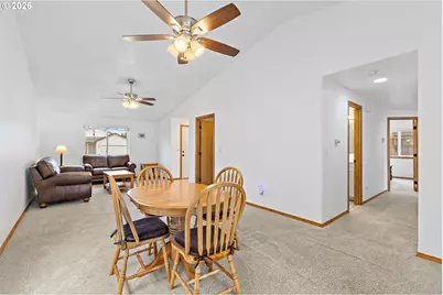 4451 Ocean Ave NE, Salem, OR 97301 - Photo 18