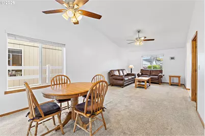 4451 Ocean Ave NE, Salem, OR 97301 - Photo 12