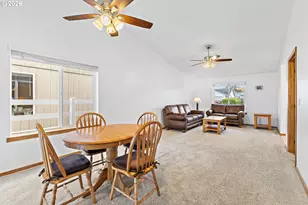4451 Ocean Ave NE, Salem, OR 97301 - Photo 12