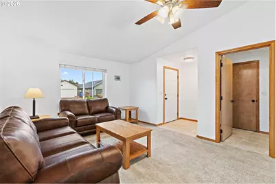 4451 Ocean Ave NE, Salem, OR 97301 - Photo 8