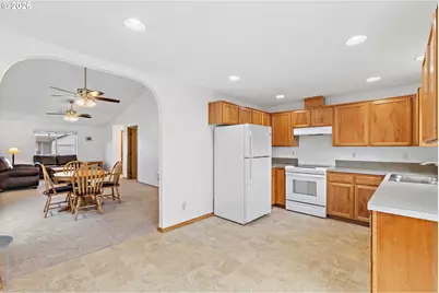4451 Ocean Ave NE, Salem, OR 97301 - Photo 14