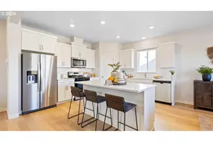 9438 SE 162nd Ave, Happy Valley, OR 97086 - Photo 4