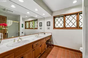 1026 Troon Rd, Lake Oswego, OR 97034 - Photo 36