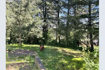 321 NW Willamina Dr, Willamina, OR 97396 - Photo 22