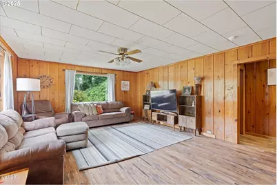 1140 Hidden Valley Rd, Toledo, OR 97391 - Photo 12