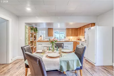 1140 Hidden Valley Rd, Toledo, OR 97391 - Photo 8