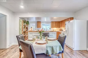 1140 Hidden Valley Rd, Toledo, OR 97391 - Photo 8